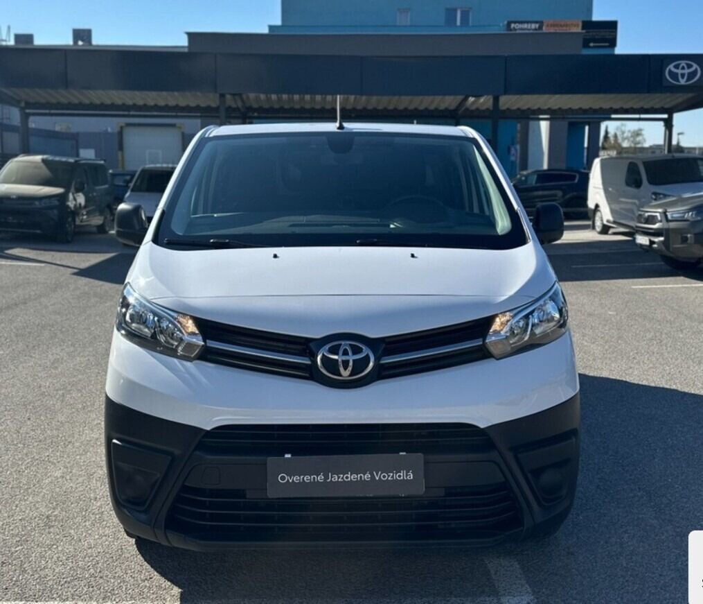 Toyota PROACE