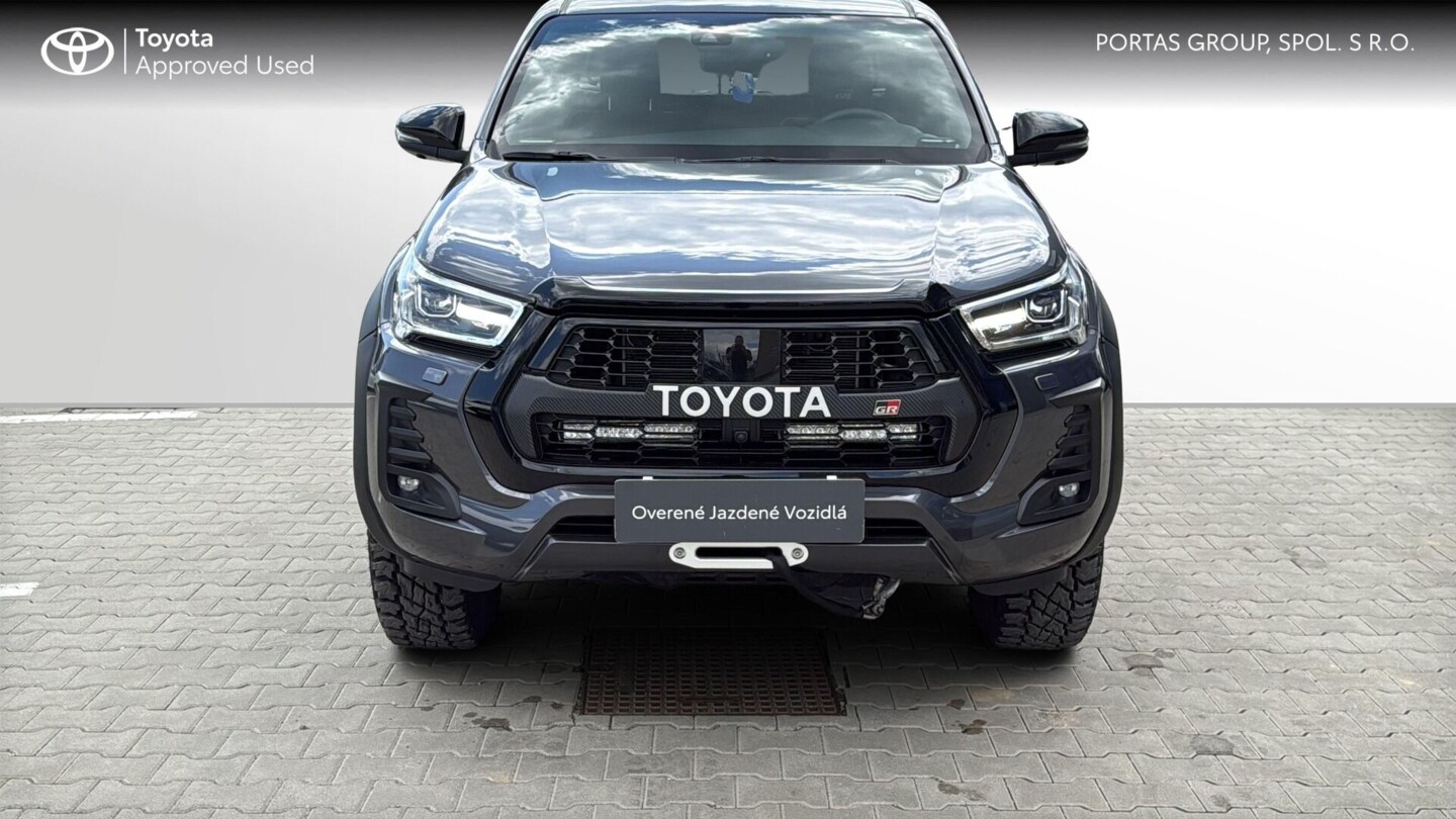 Toyota Hilux