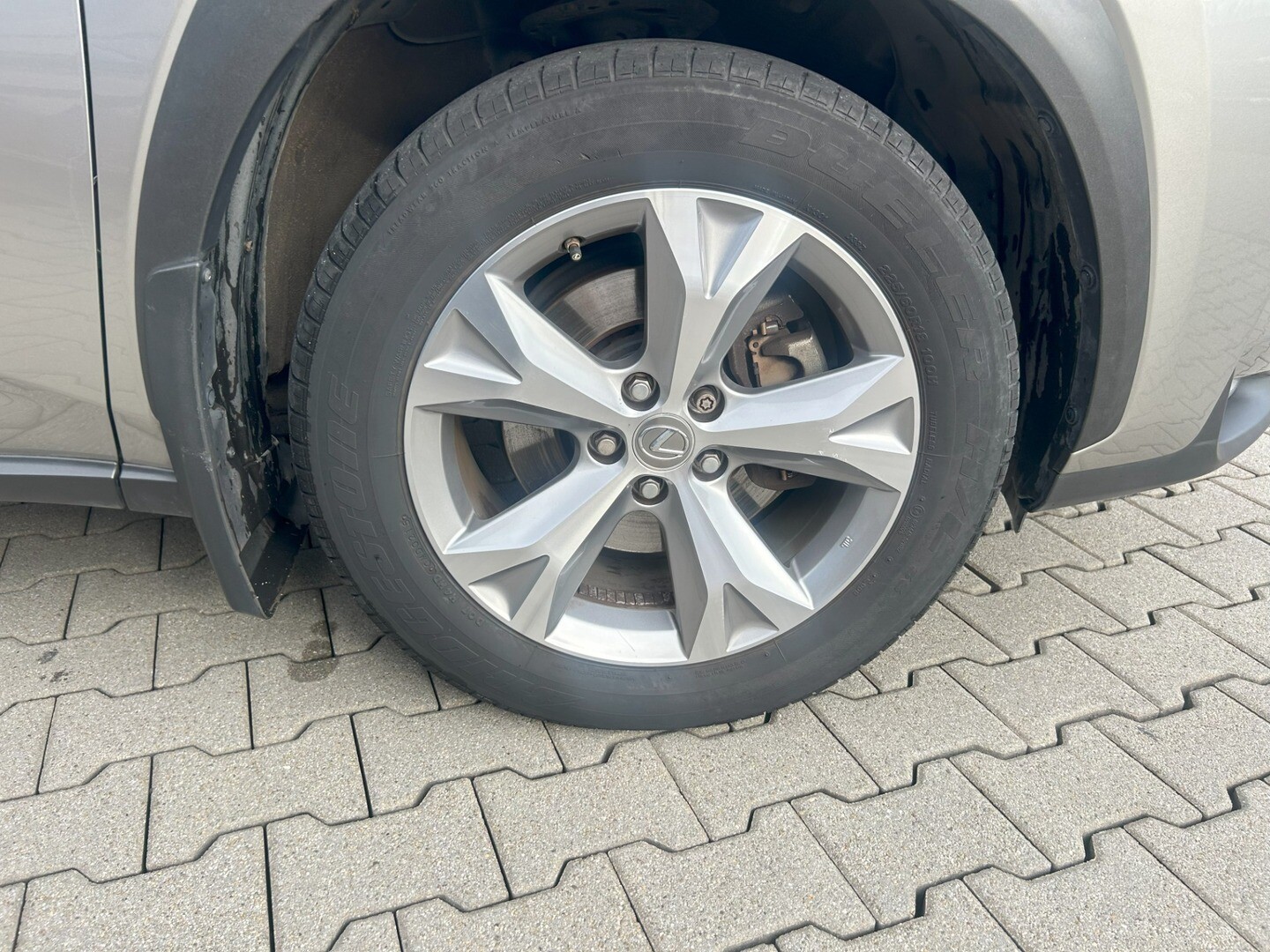 Lexus NX