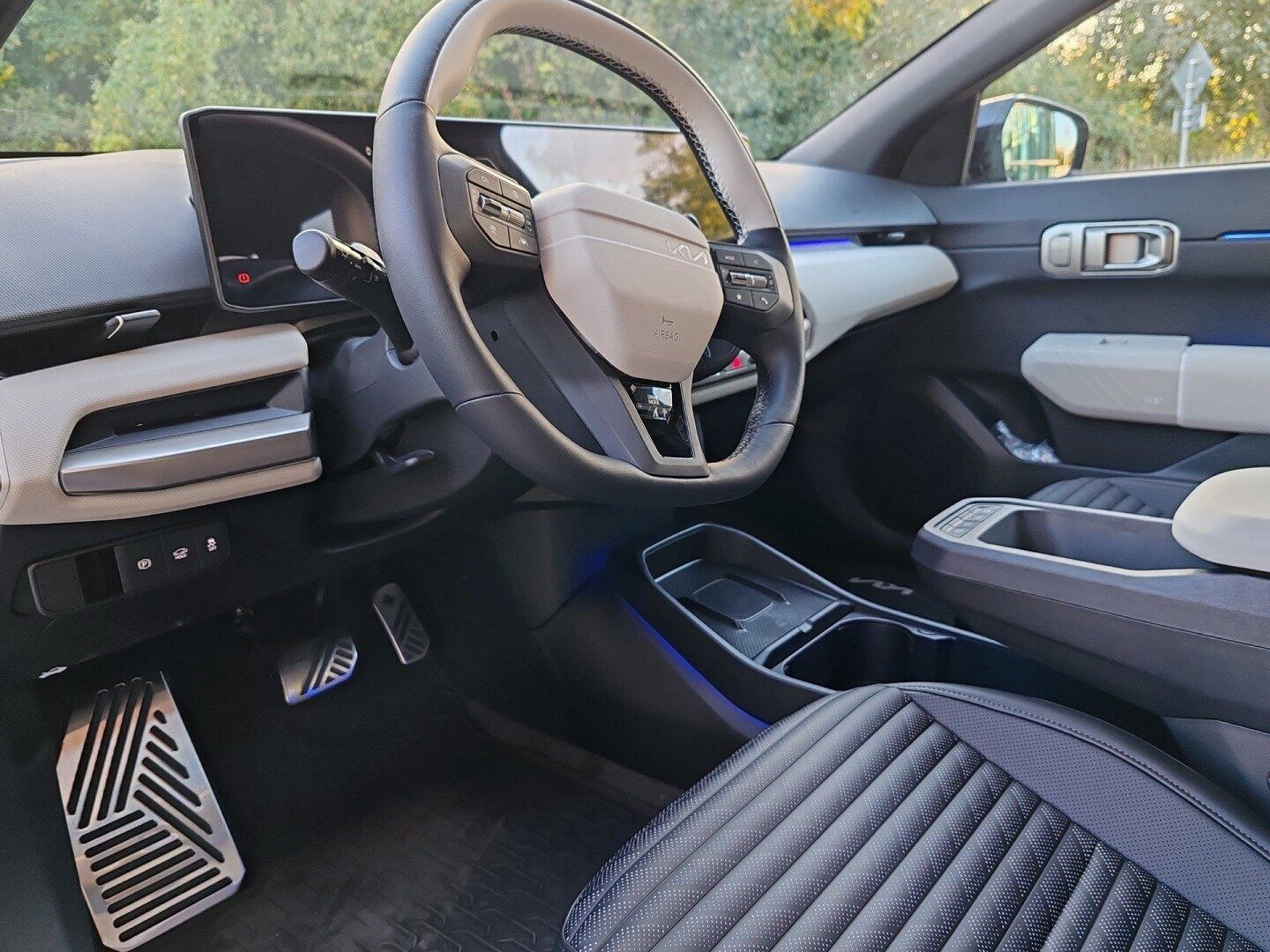 Kia EV4