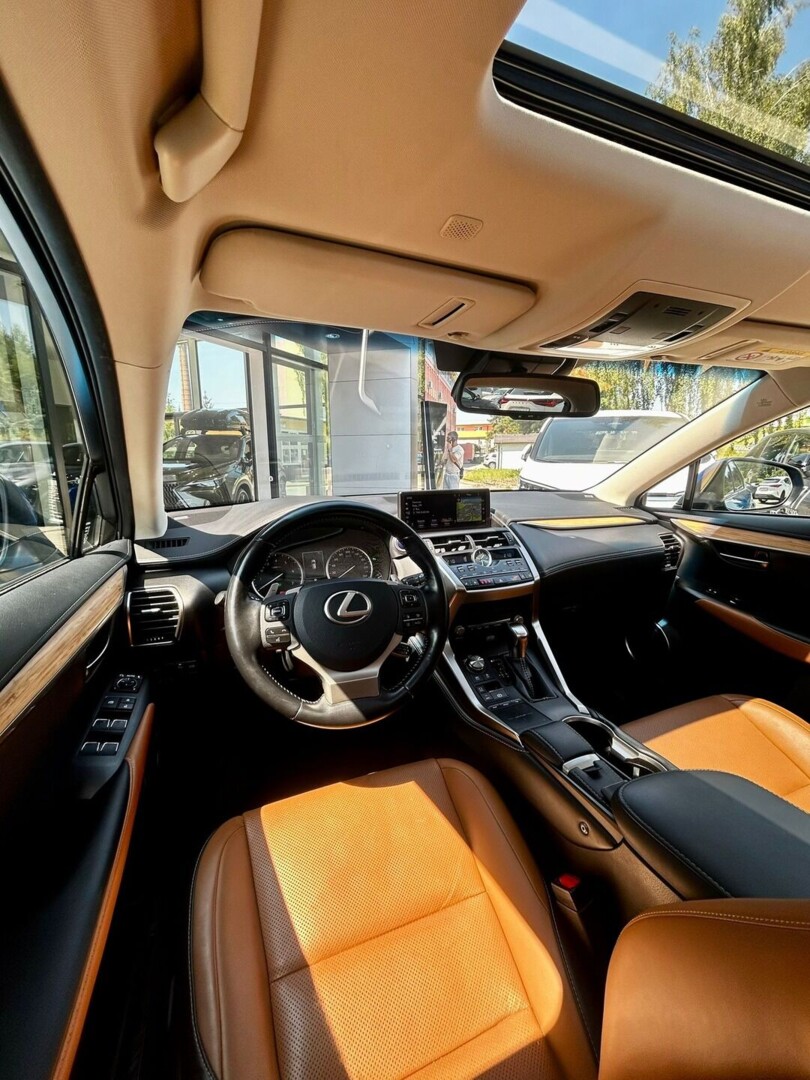 Lexus NX