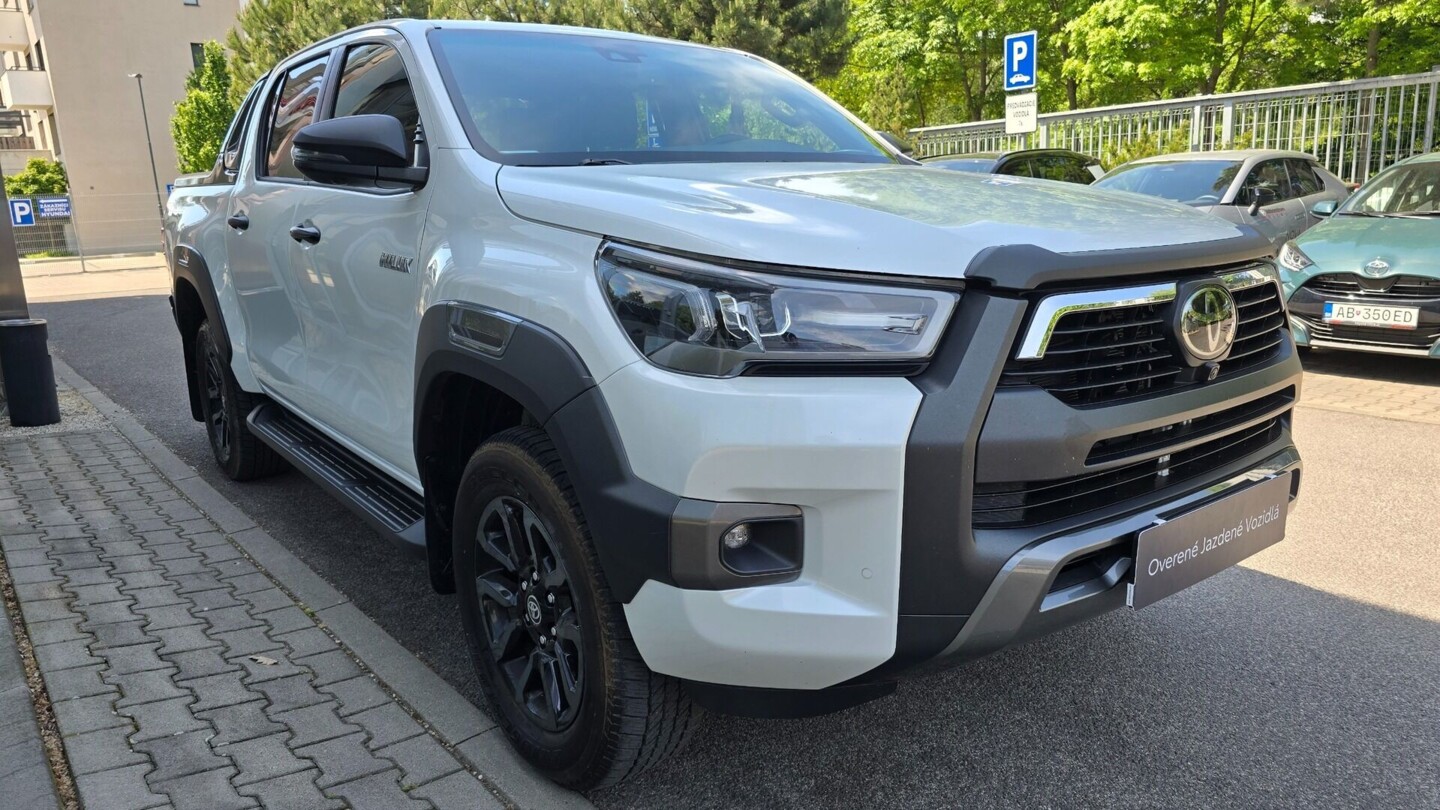 Toyota Hilux