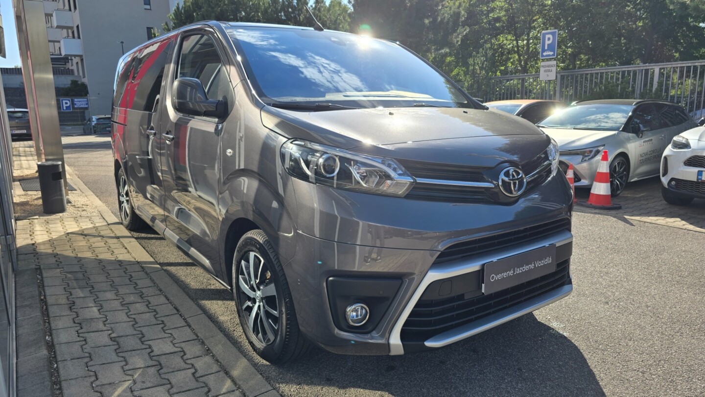 Toyota PROACE