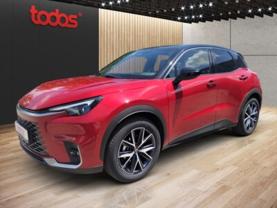 Lexus LBX