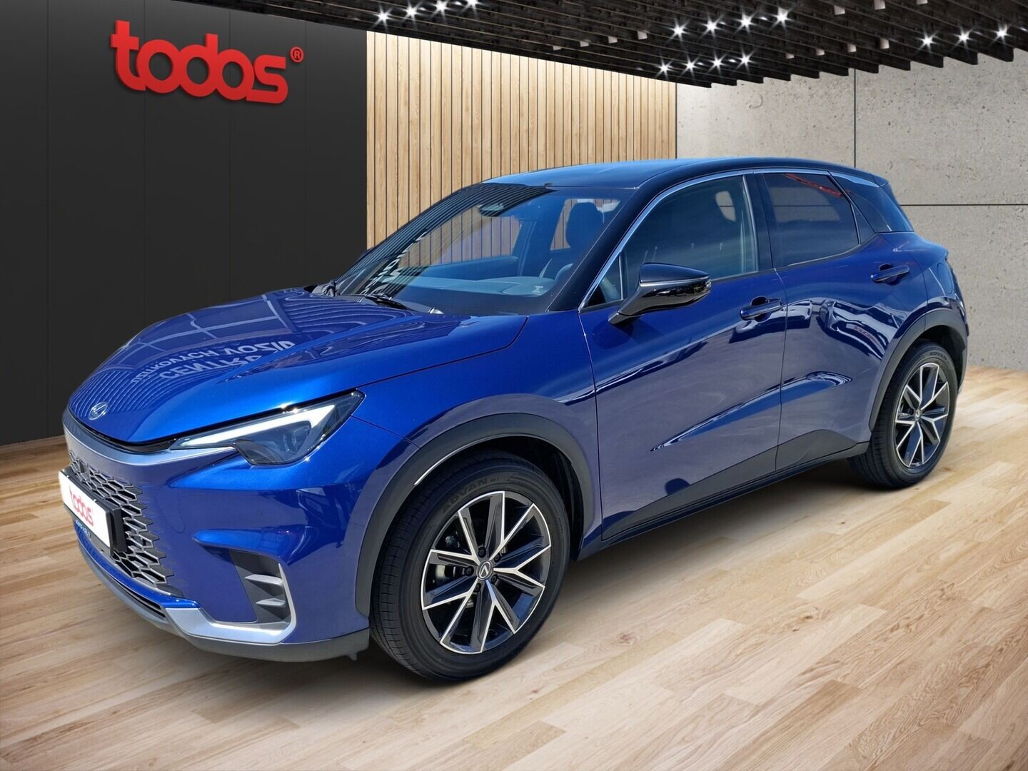 Lexus LBX