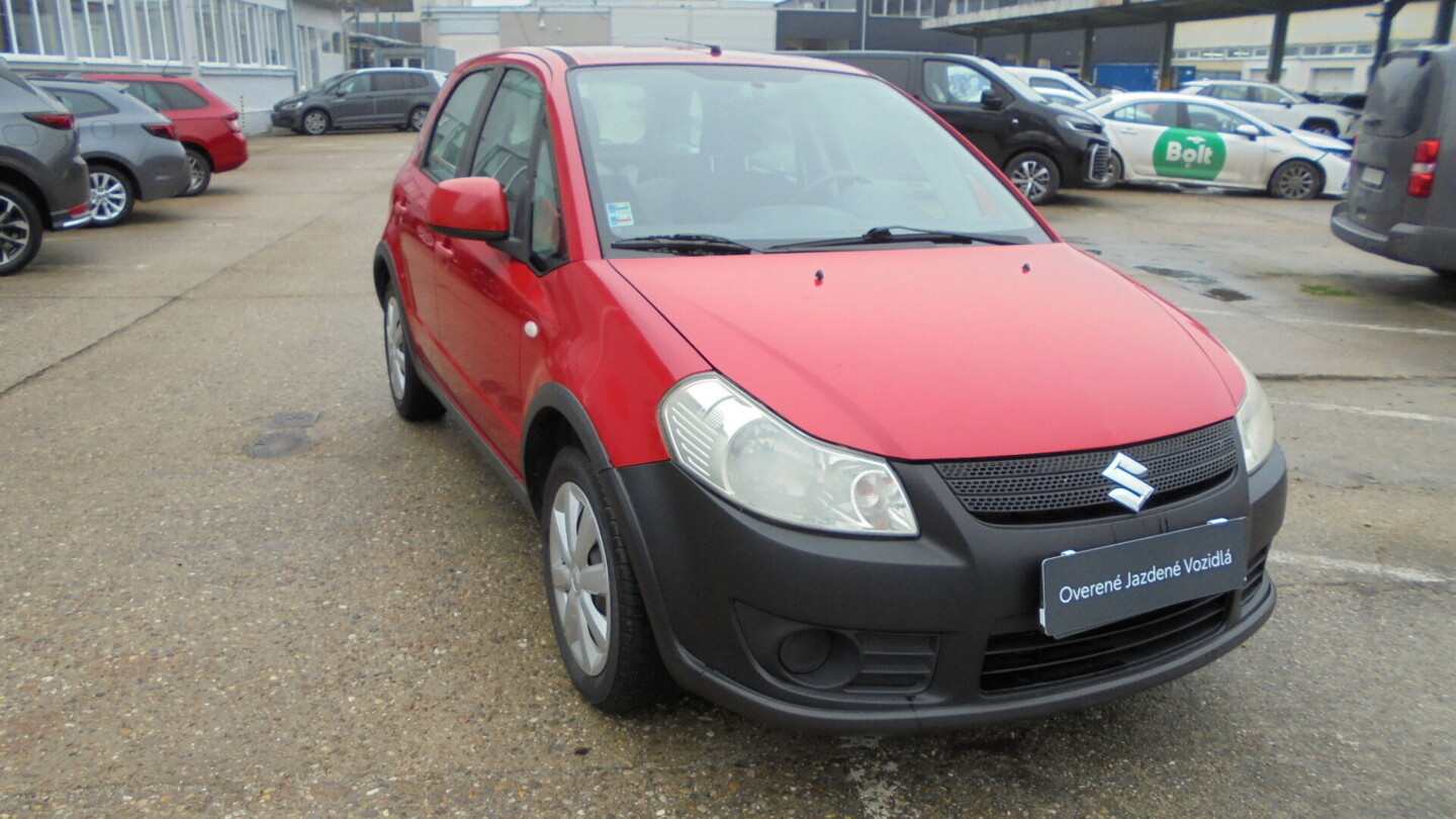 Suzuki SX4
