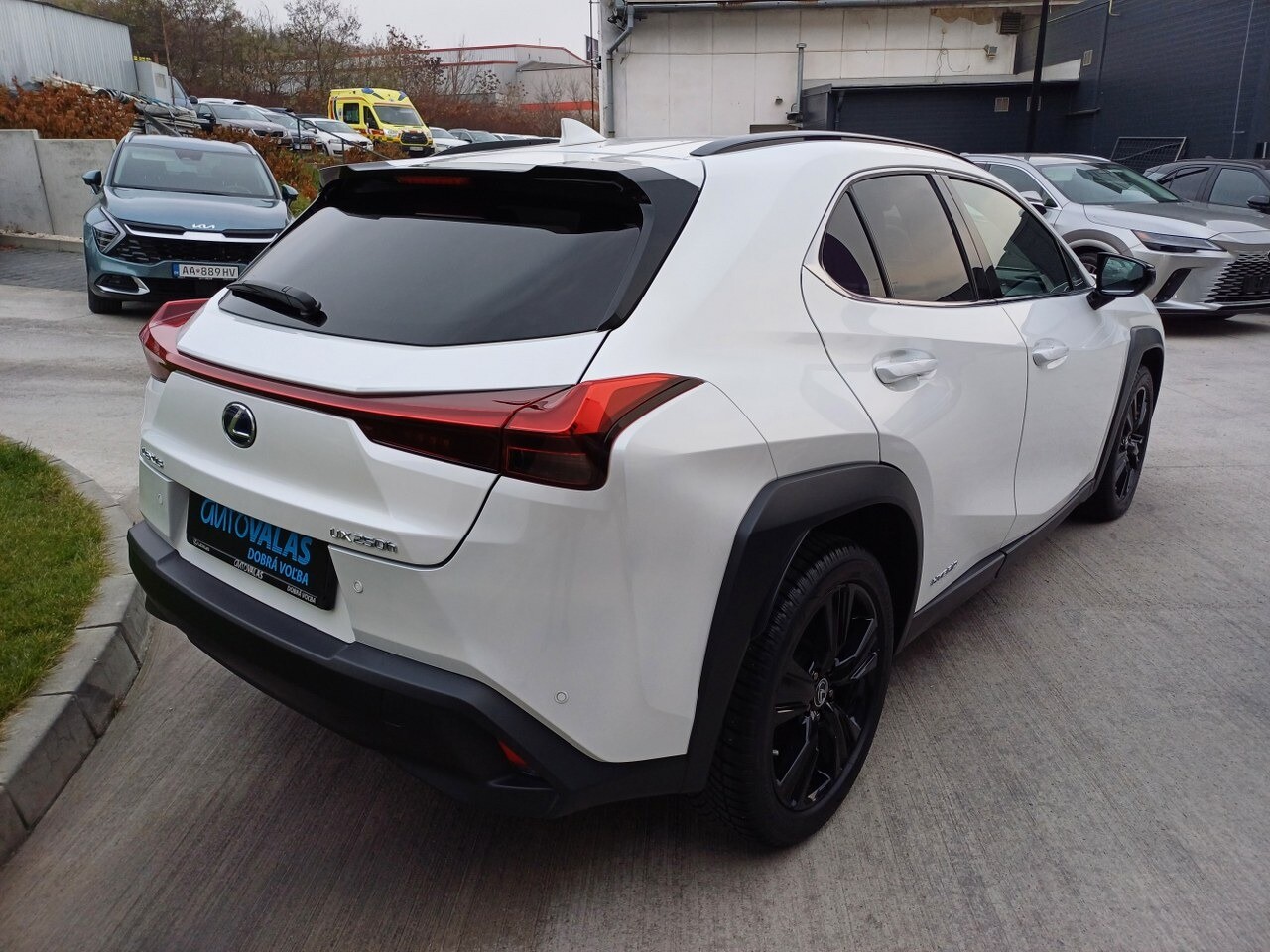 Lexus UX