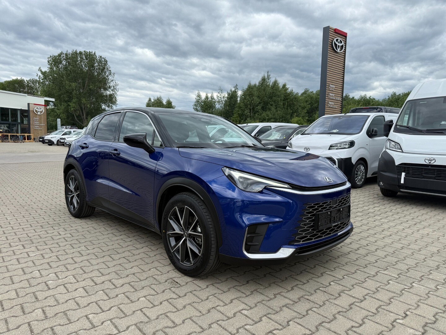 Lexus LBX