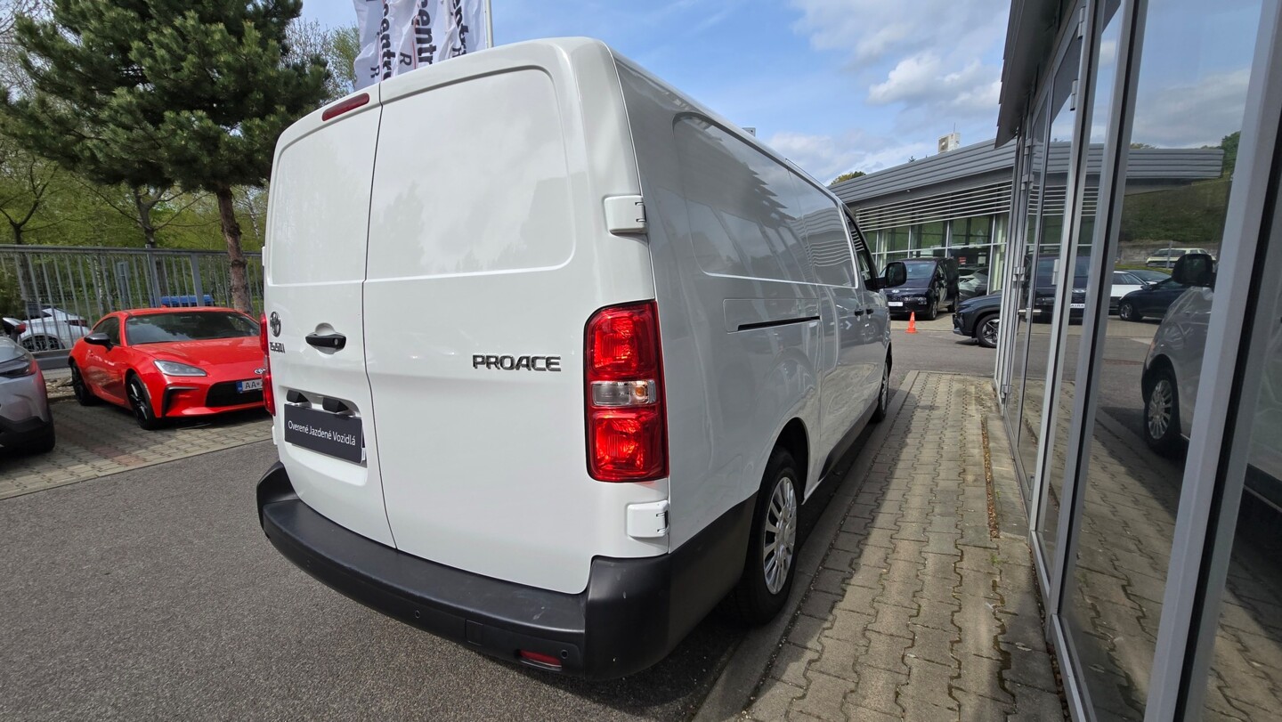 Toyota PROACE