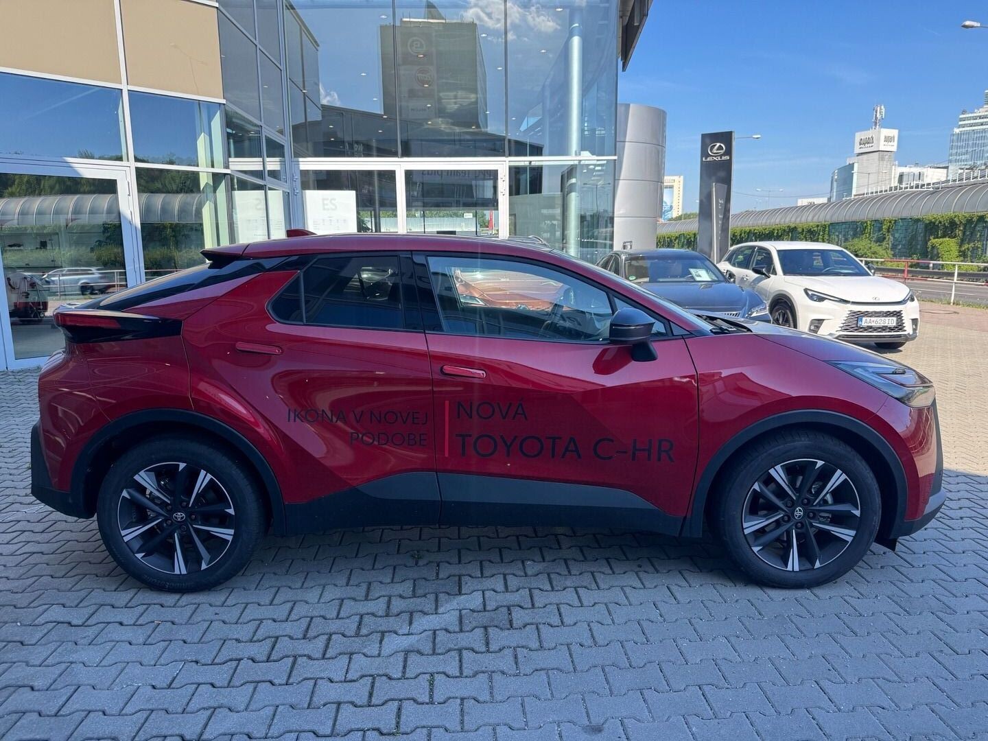 Toyota C-HR