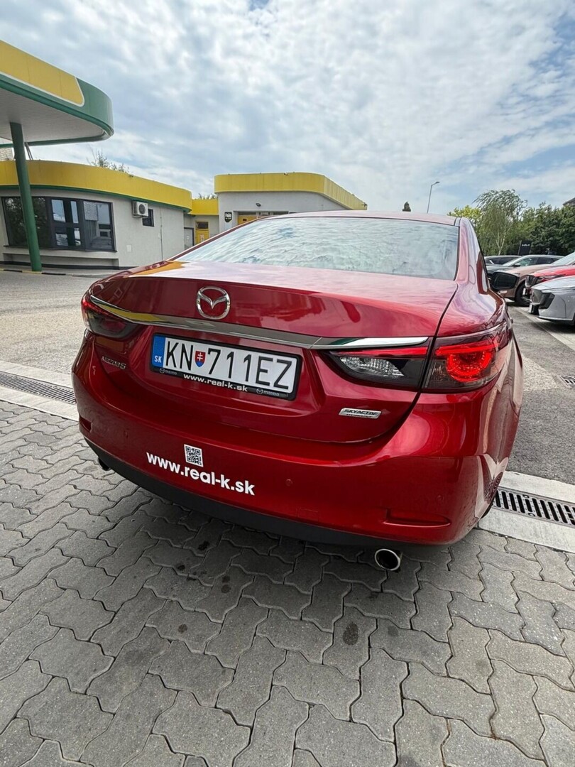 Mazda 6