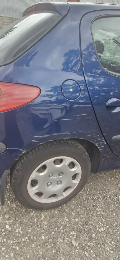 Peugeot 206