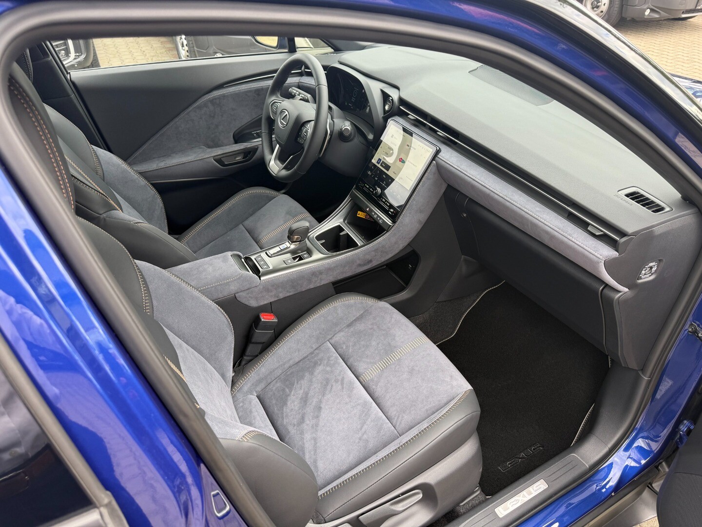 Lexus LBX