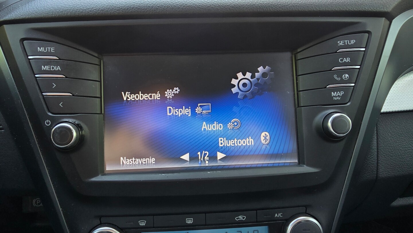 Toyota Avensis