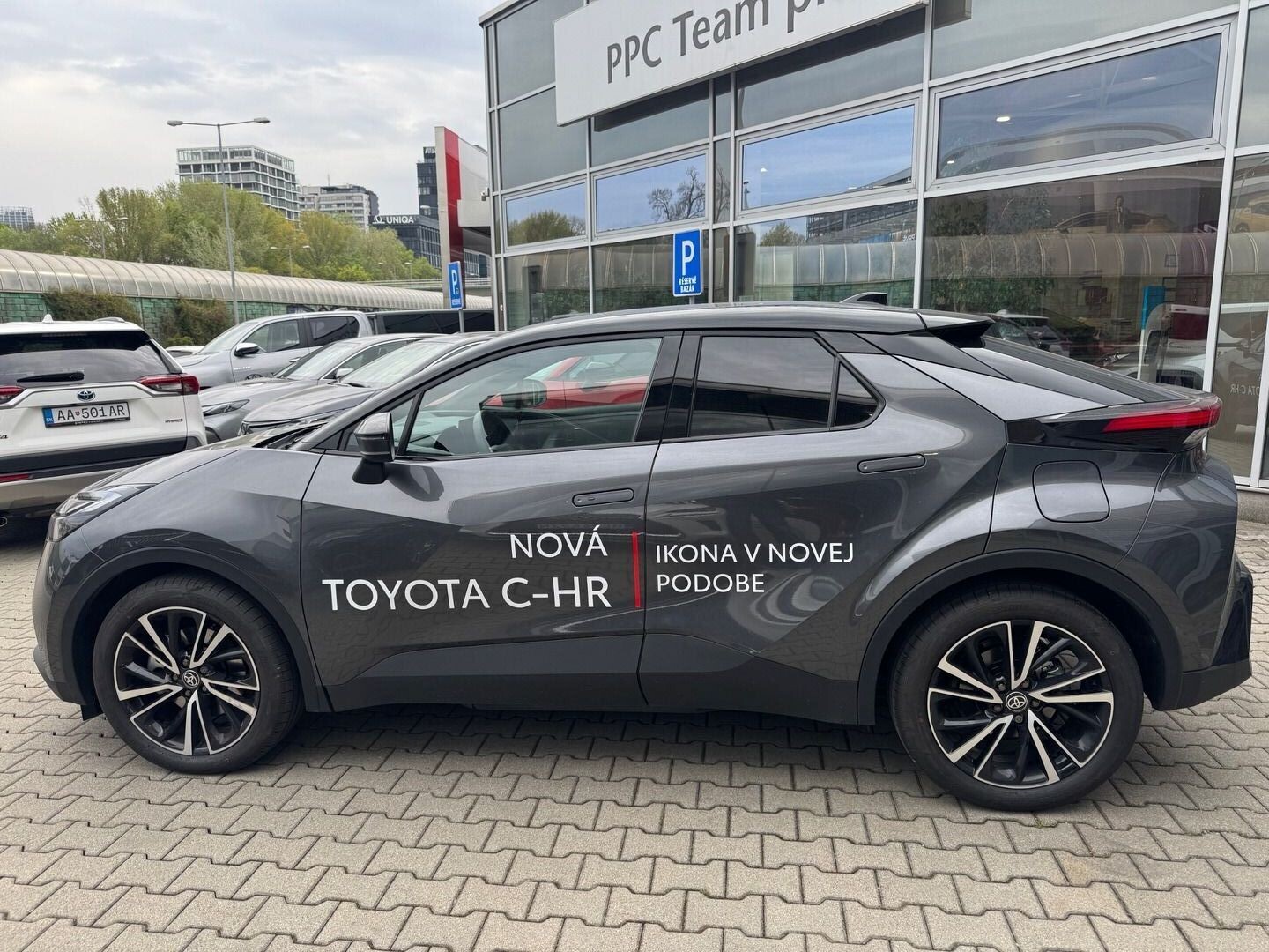 Toyota C-HR