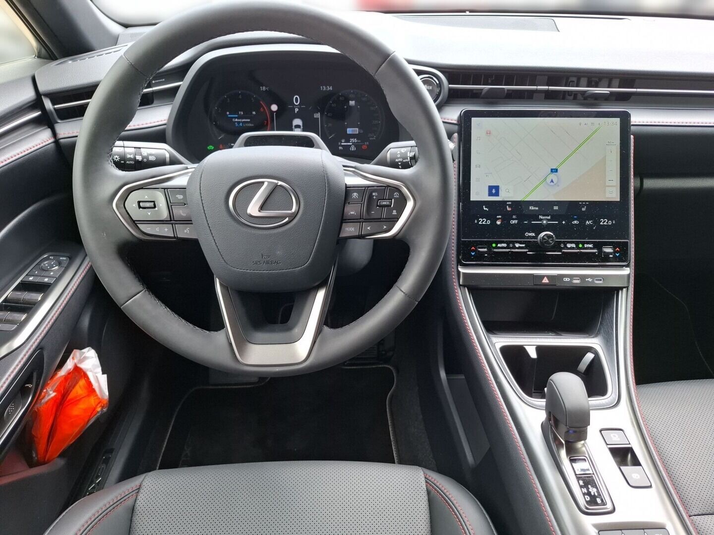 Lexus LBX