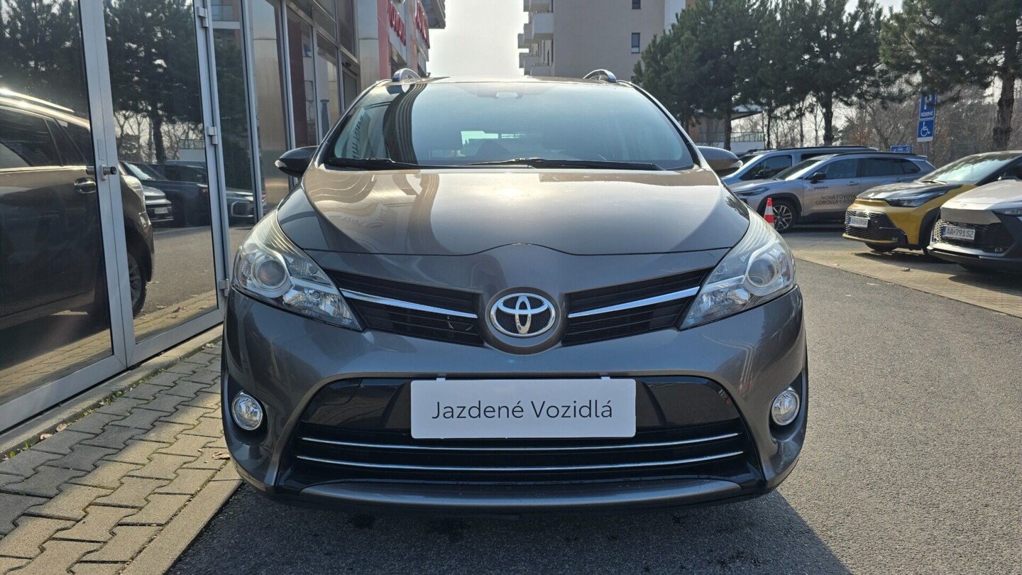 Toyota Verso