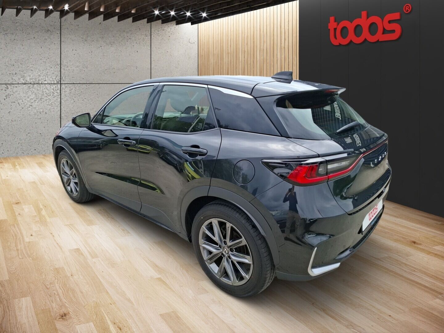 Lexus LBX