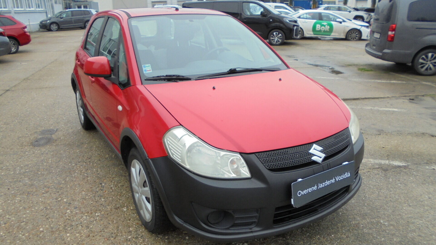 Suzuki SX4