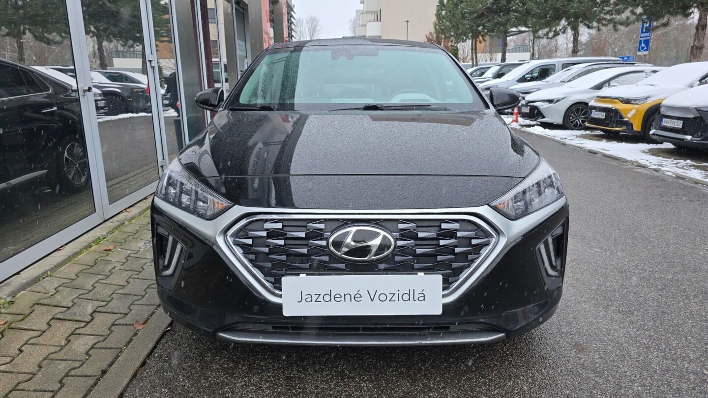 Hyundai IONIQ