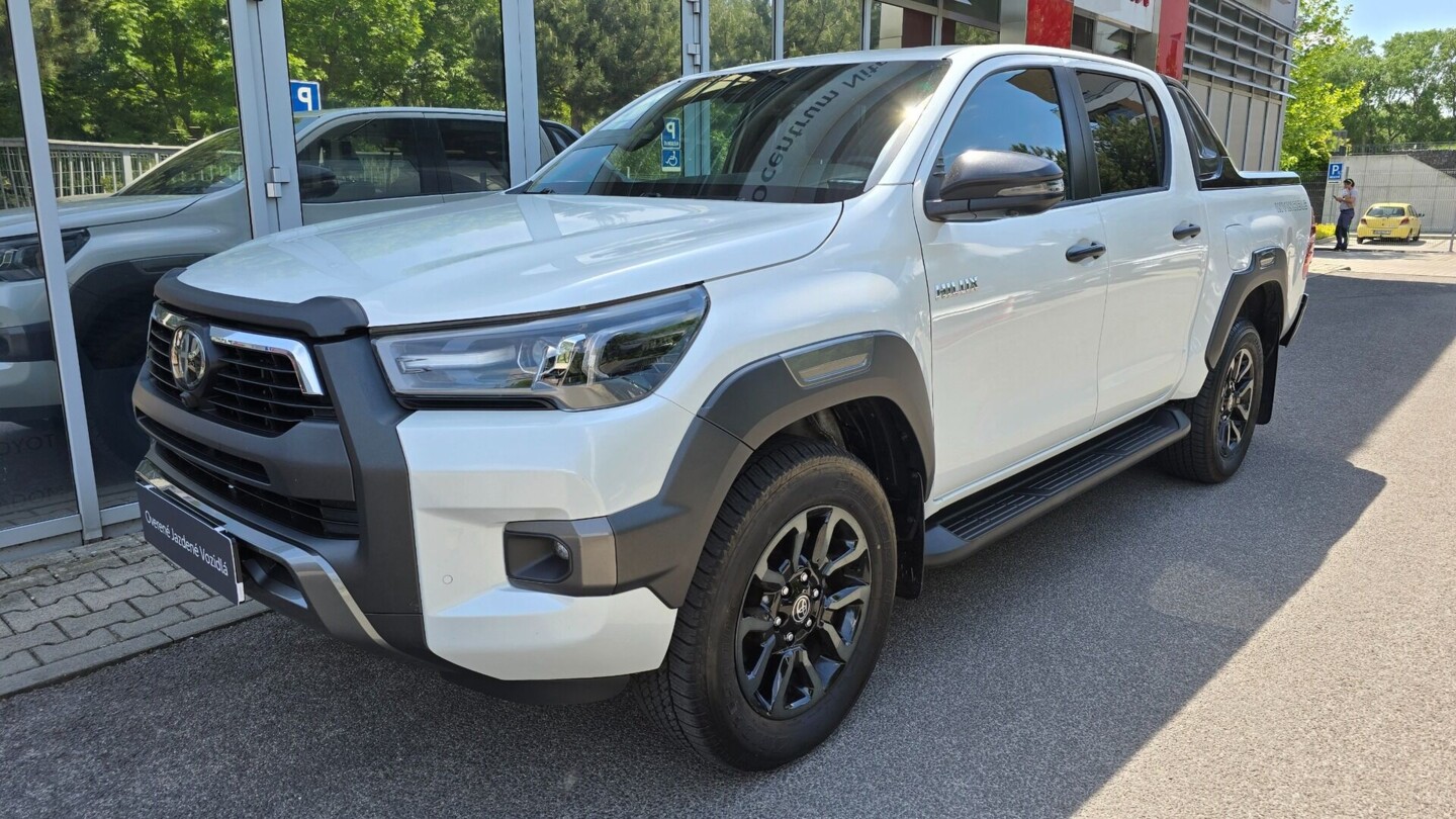 Toyota Hilux