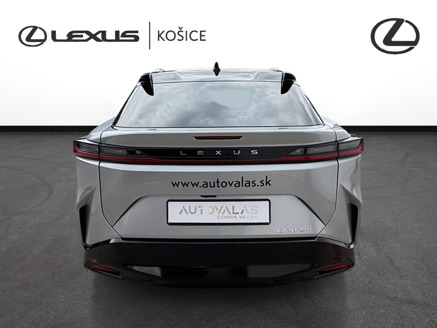 Lexus RZ