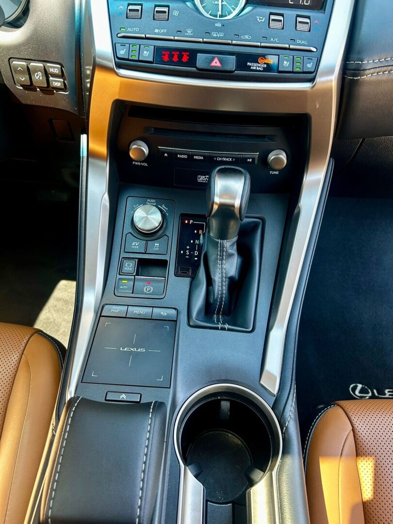 Lexus NX