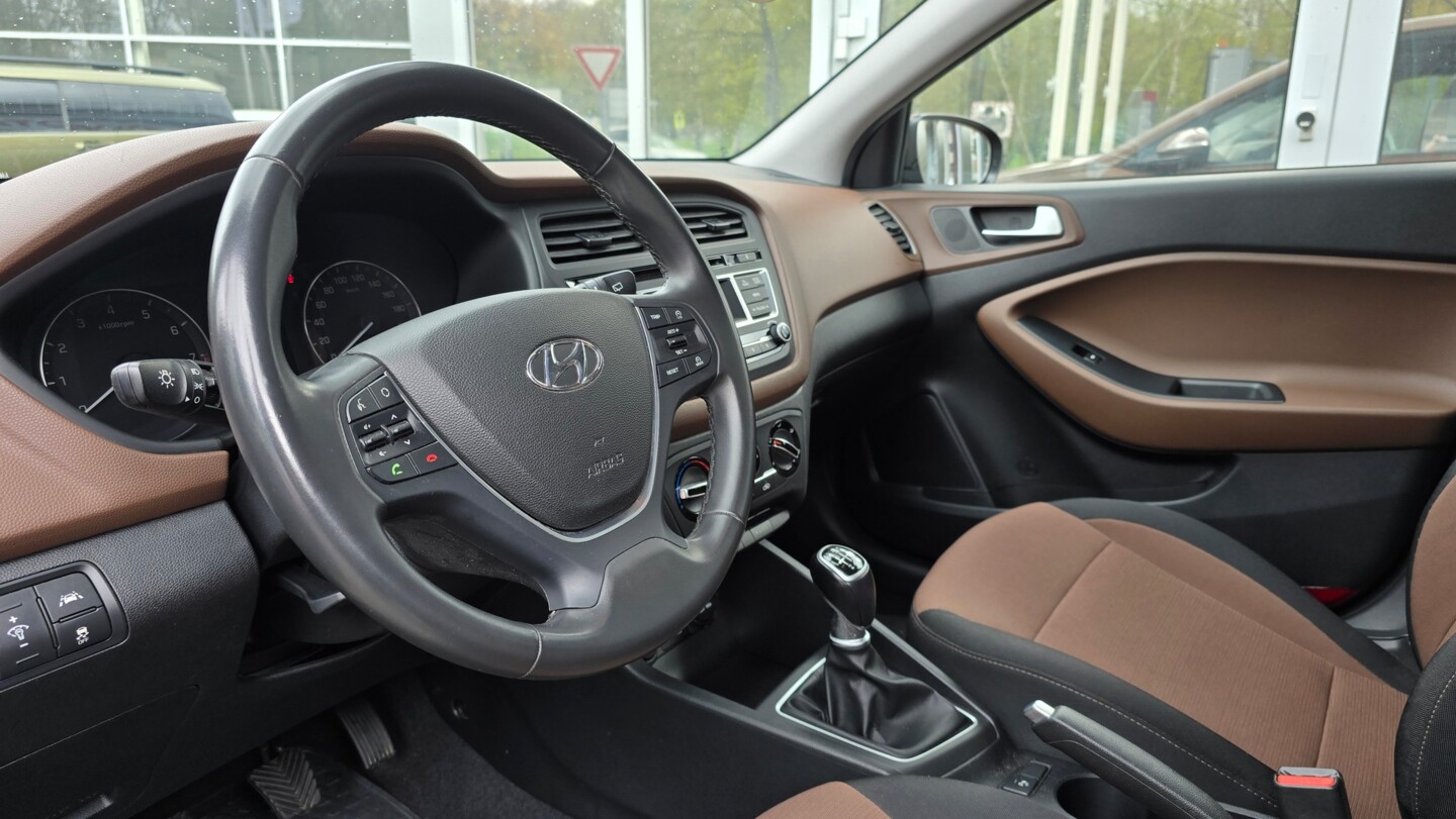 Hyundai i20