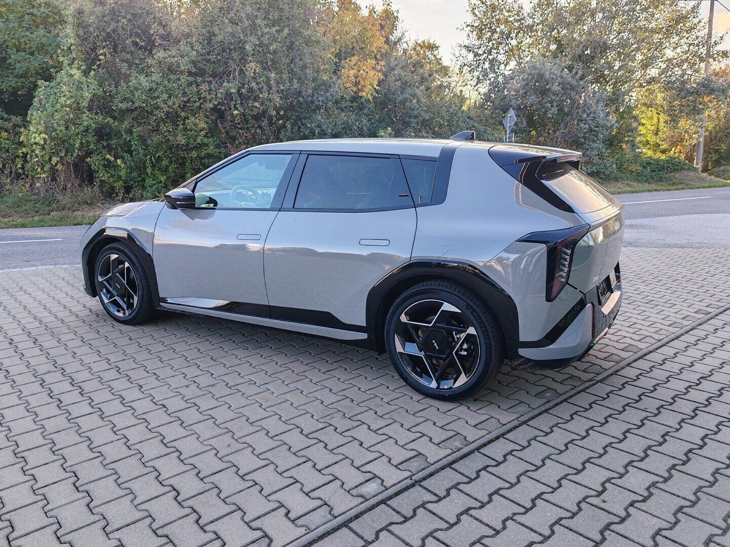 Kia EV4