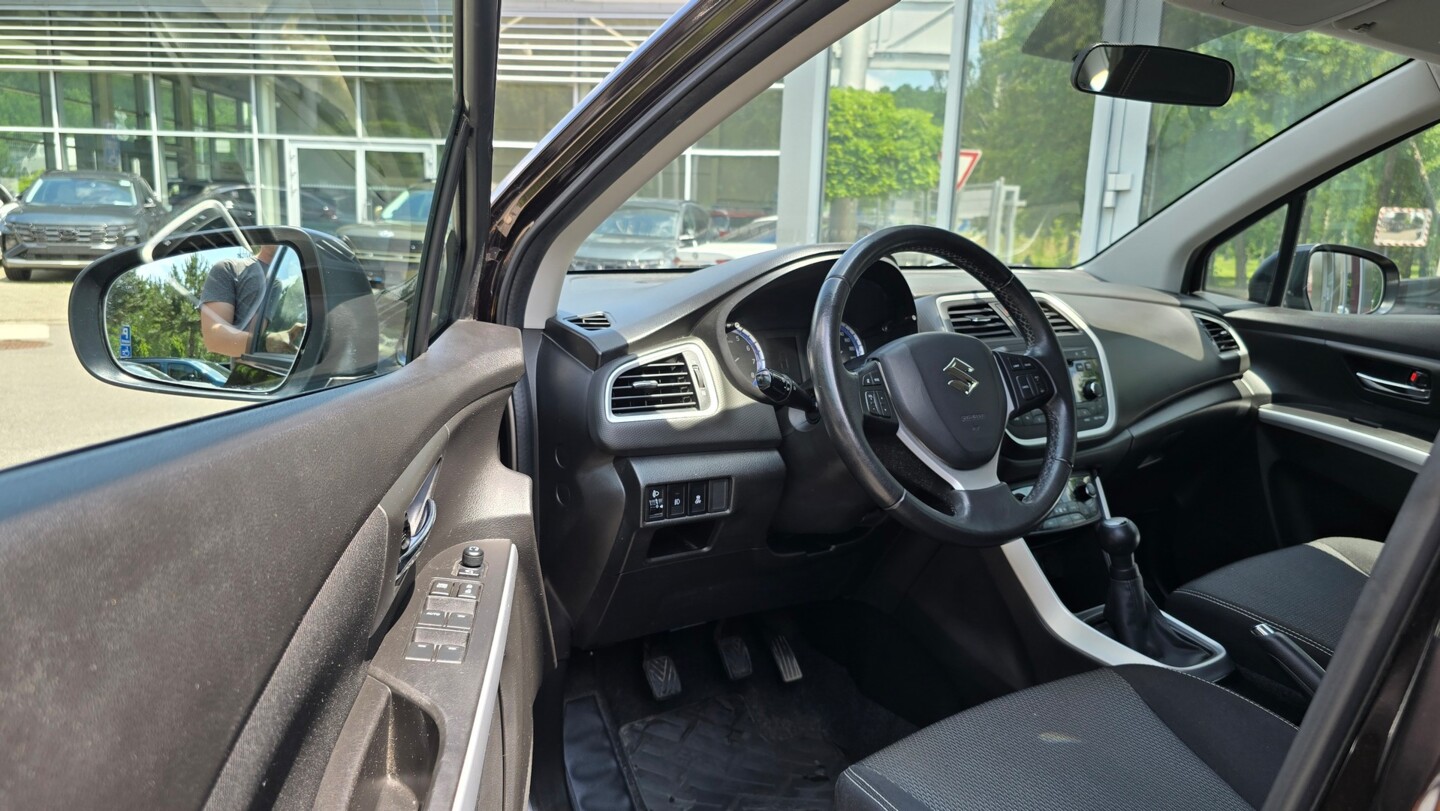 Suzuki SX4 S-Cross