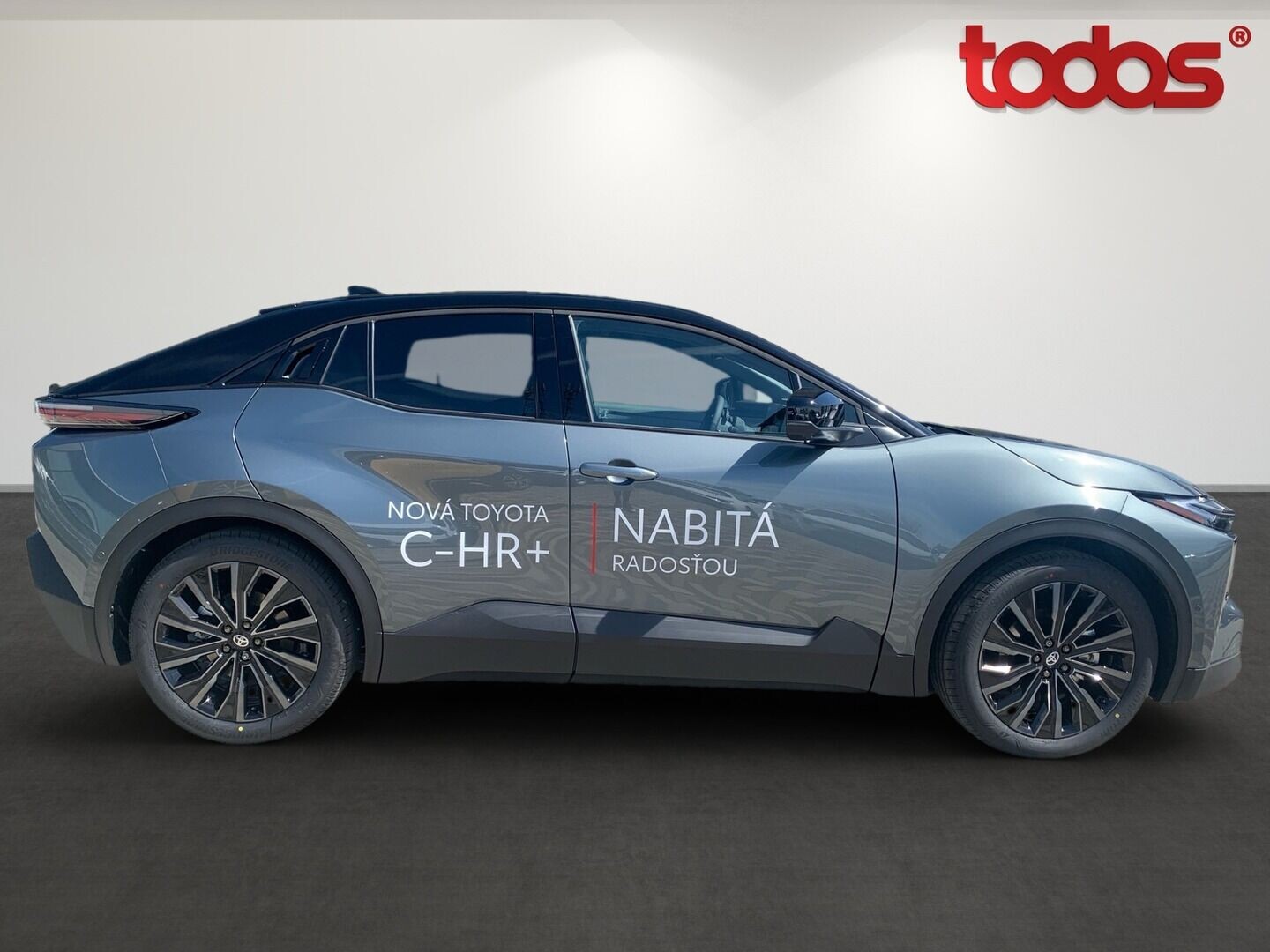 Toyota C-HR+