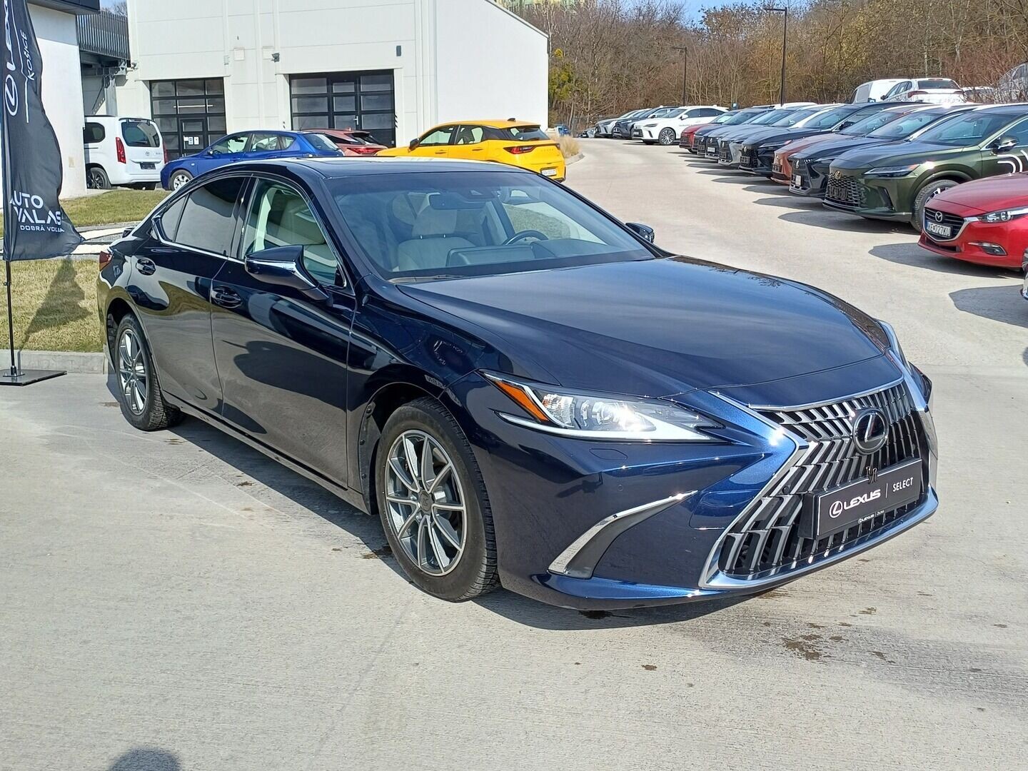 Lexus ES