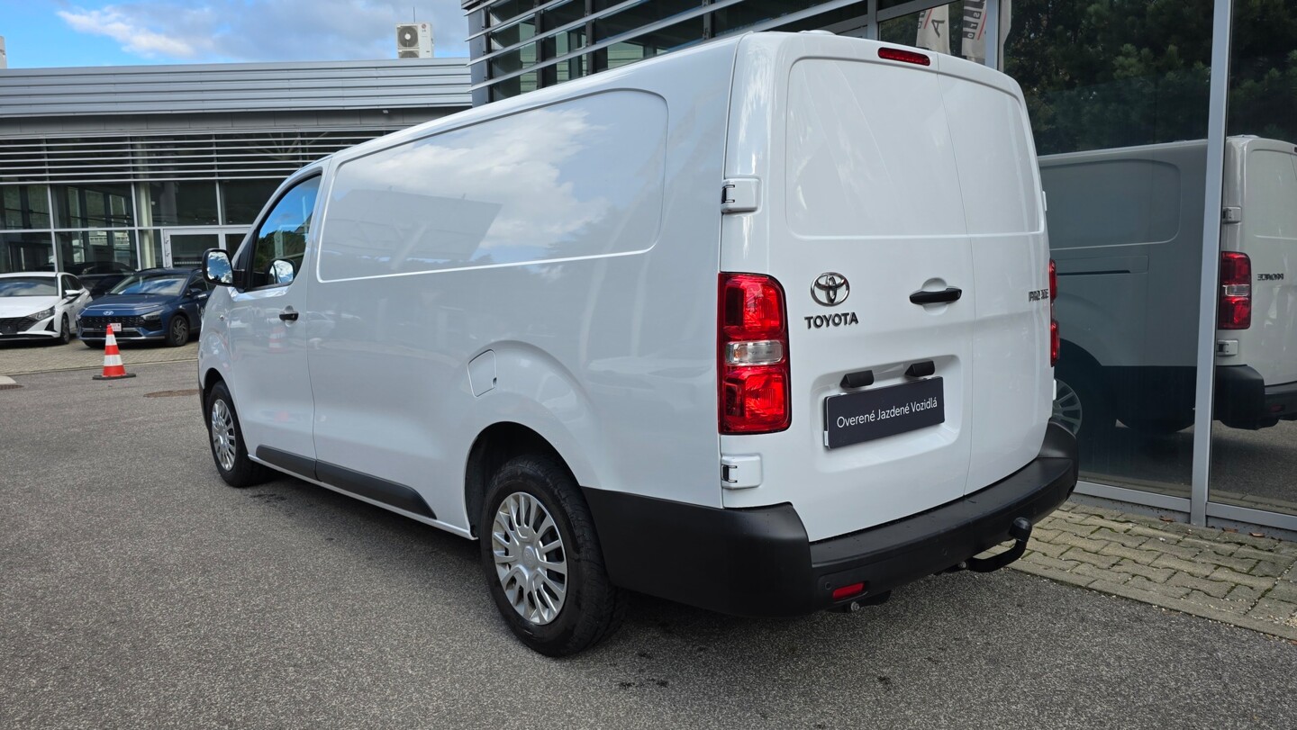 Toyota PROACE