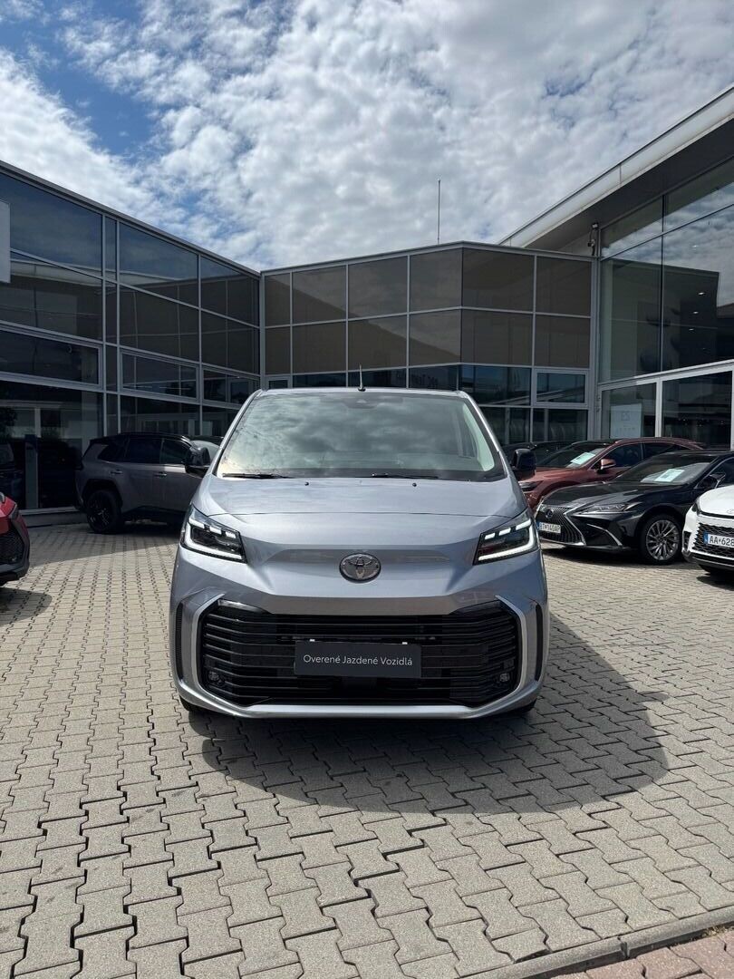 Toyota PROACE