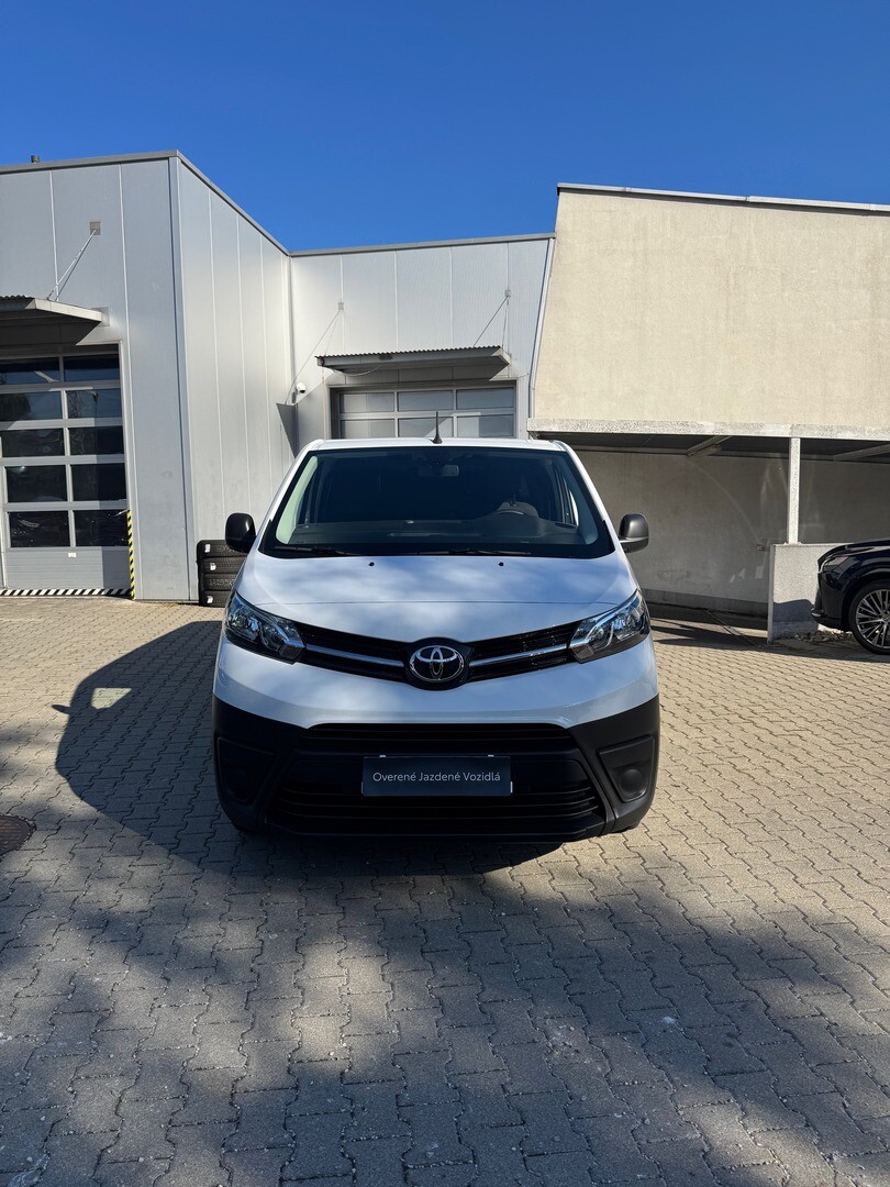 Toyota PROACE