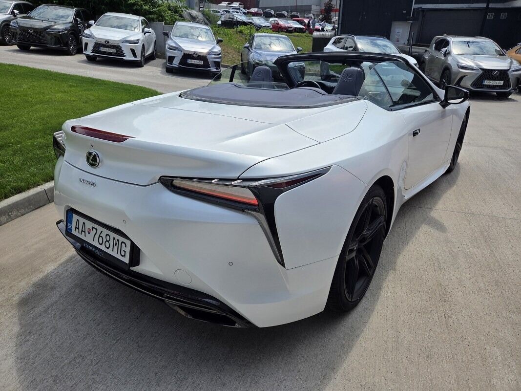 Lexus LC