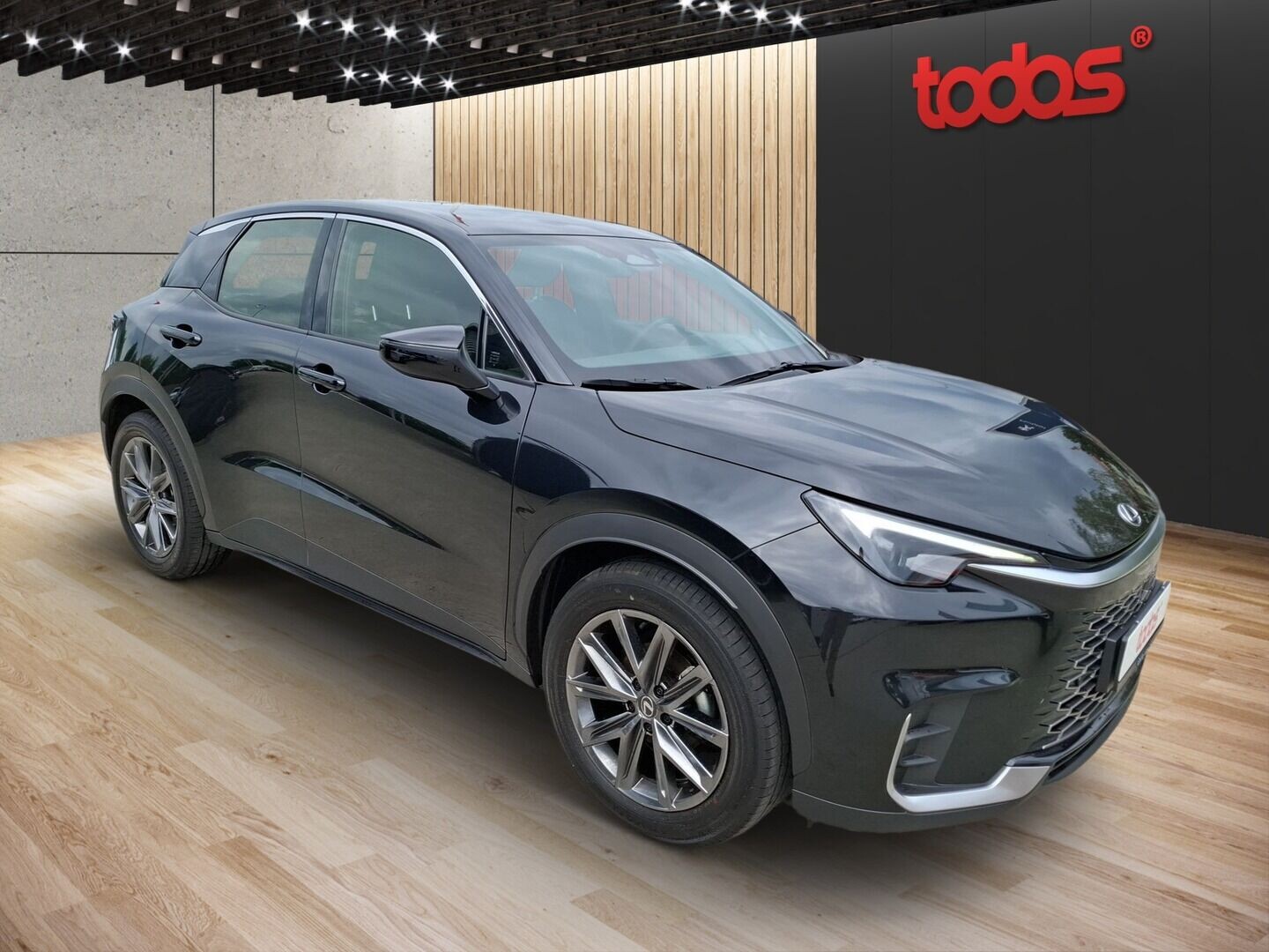 Lexus LBX