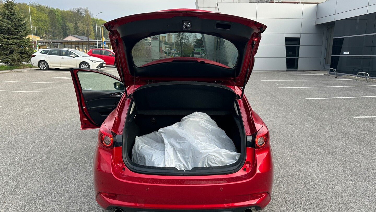 Mazda 3