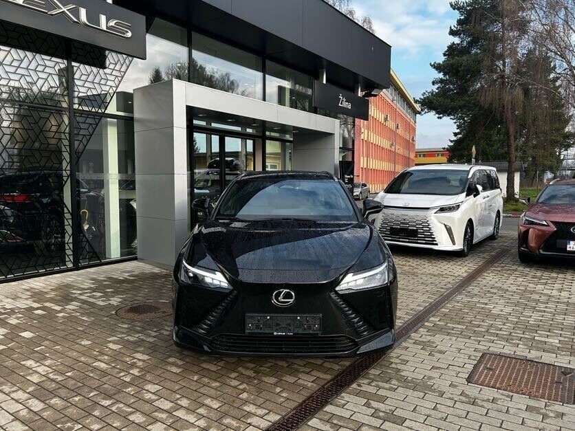Lexus RZ