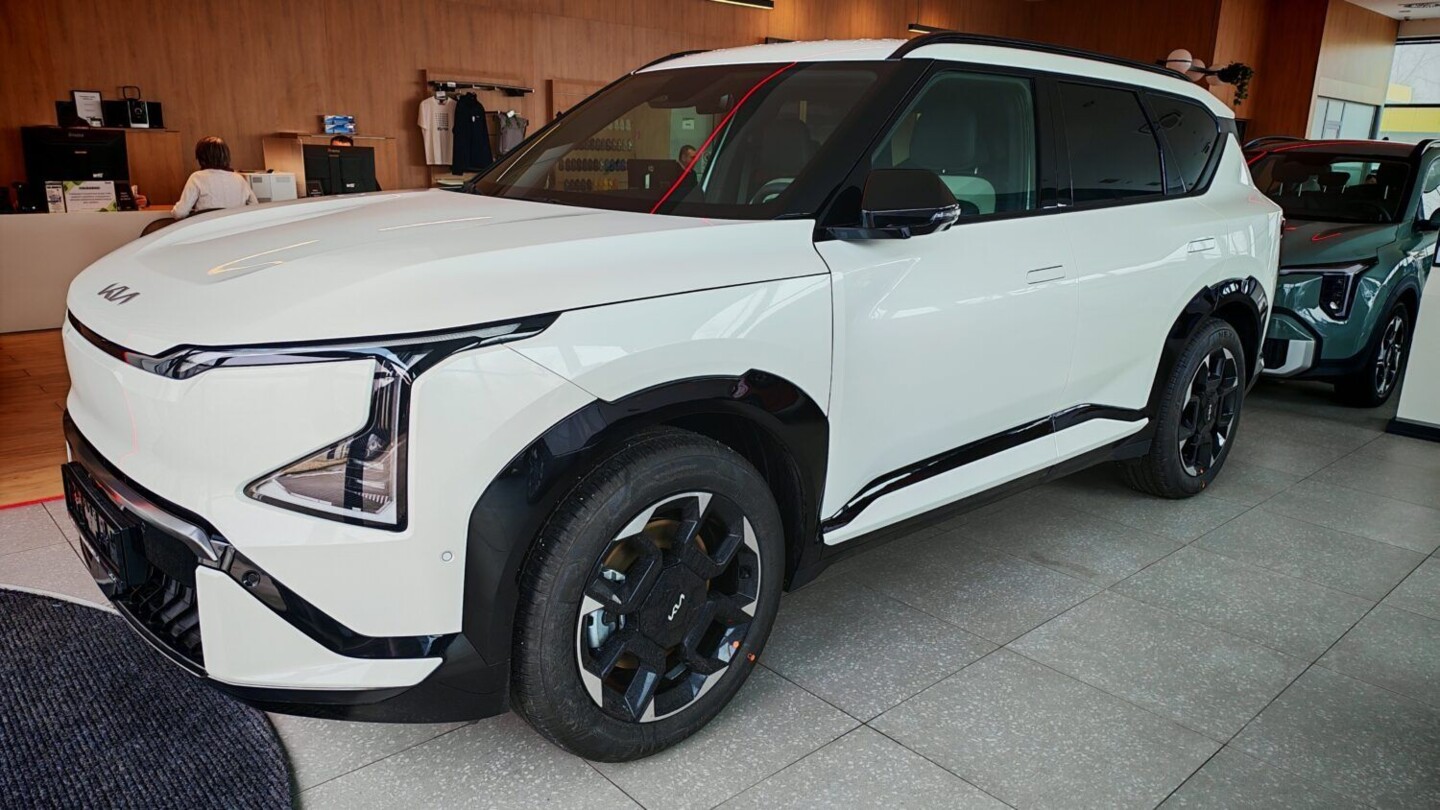 Kia EV5