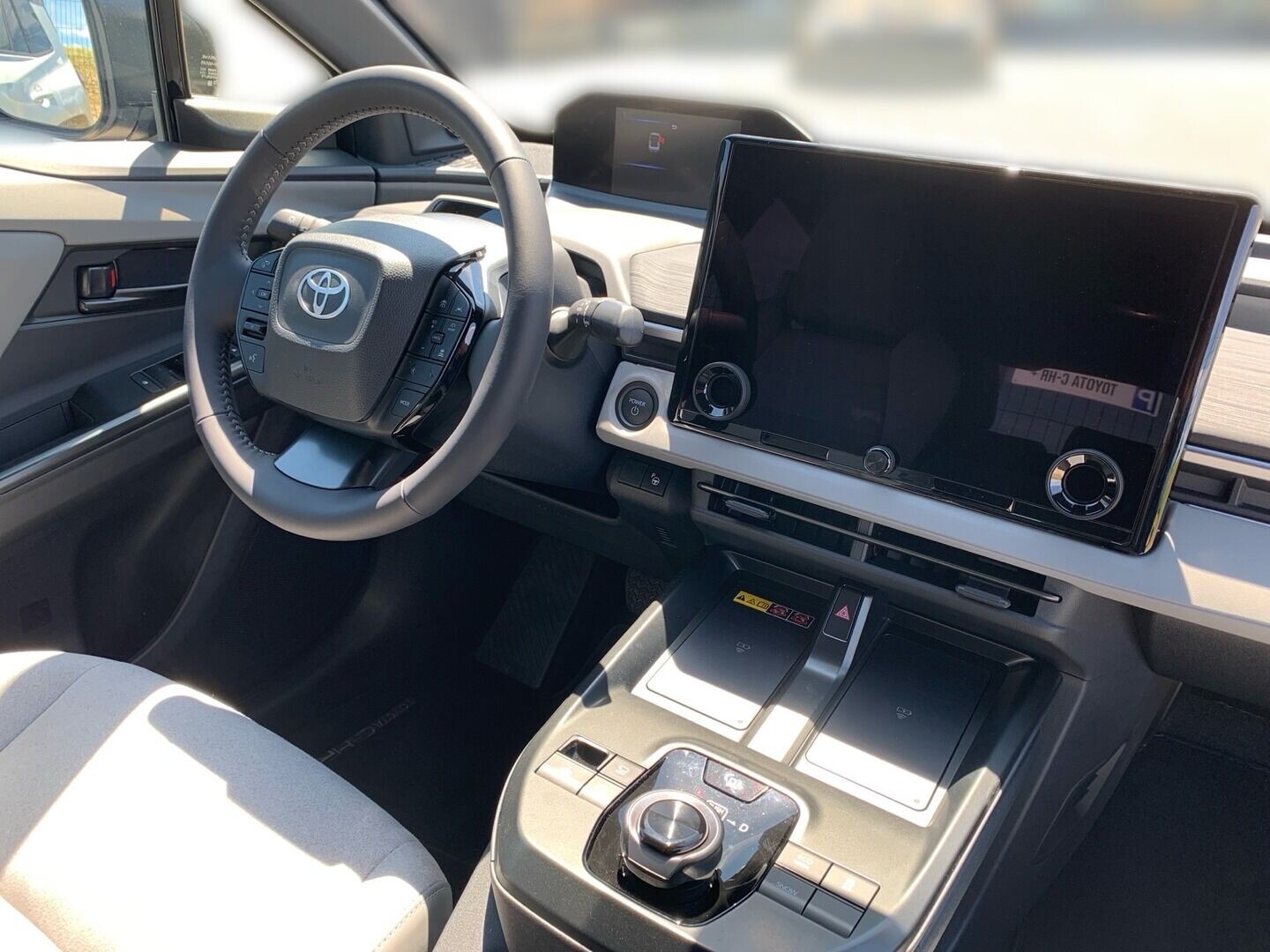 Toyota C-HR+
