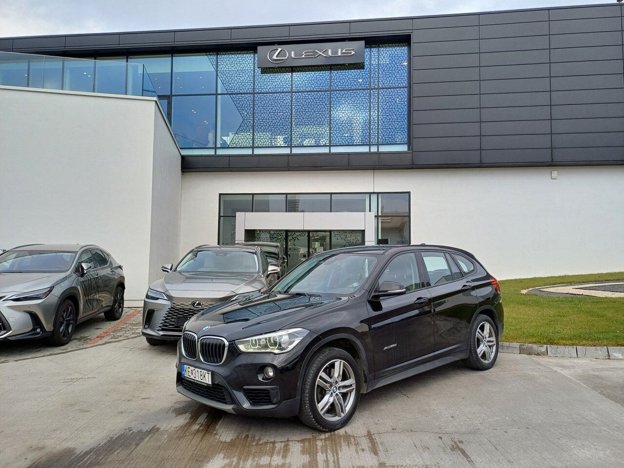 BMW X1