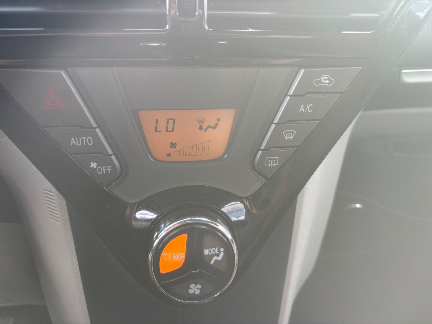 Toyota iQ