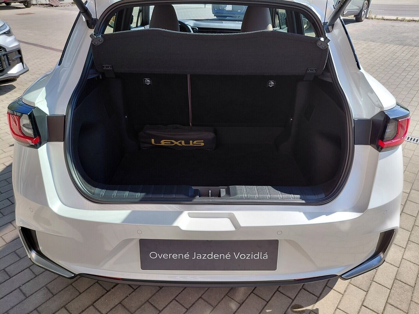 Lexus LBX